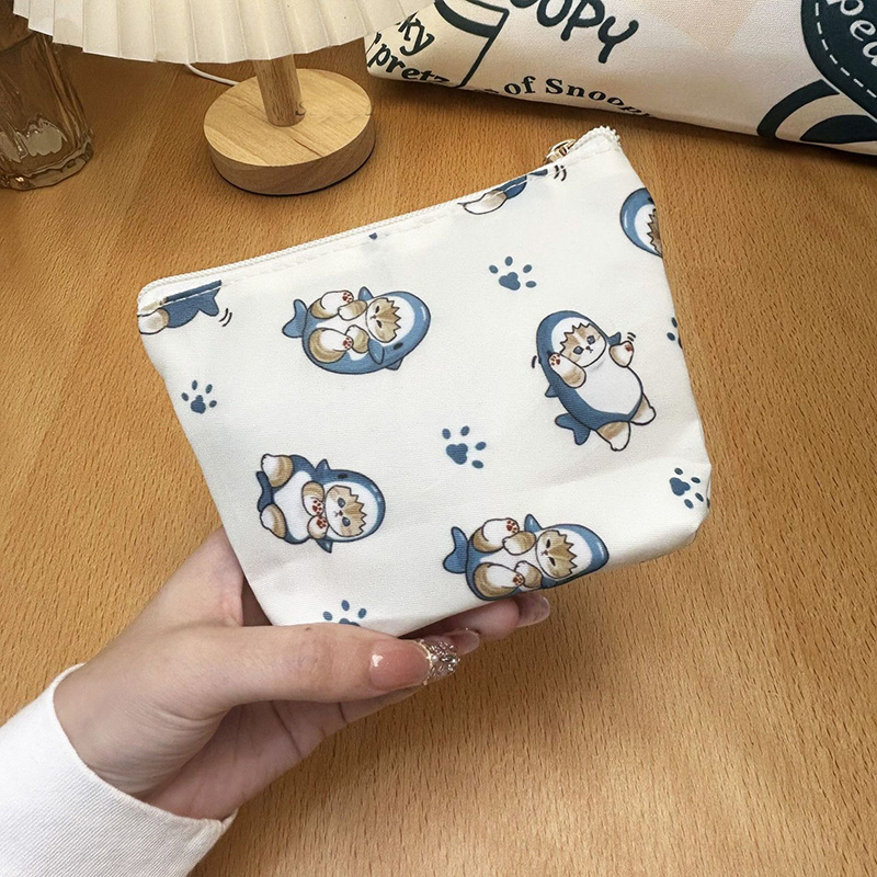 Tas Makeup Kucing Hiu Mofusand - Japanese Lifestyle Goods ulasan dan harga